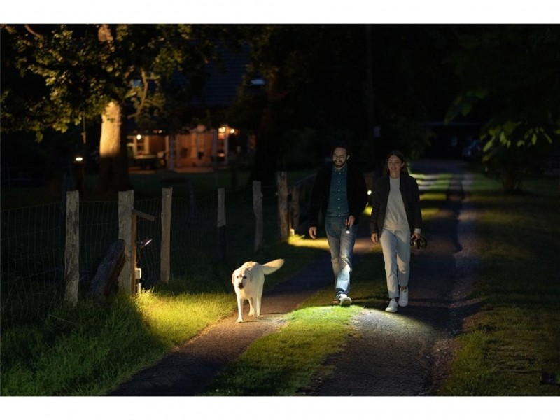 Rechargeable flashlight LED LENSER P7R Core - 1400 lumens